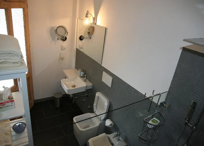 La Dinner & Bed Bed & Breakfast