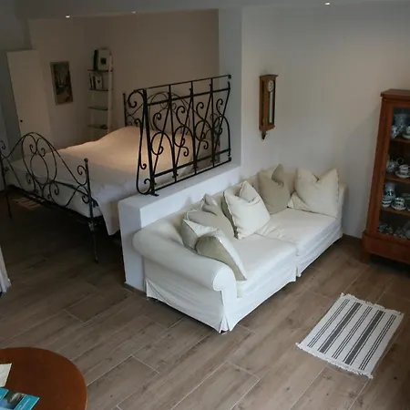 La Dinner & Bed Bed & Breakfast Ispra