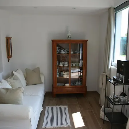 La Dinner & Bed Bed & Breakfast 3*