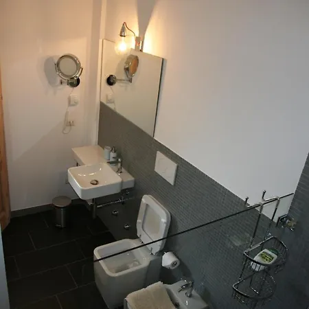 La Dinner & Bed فندق مبيت وإفطار